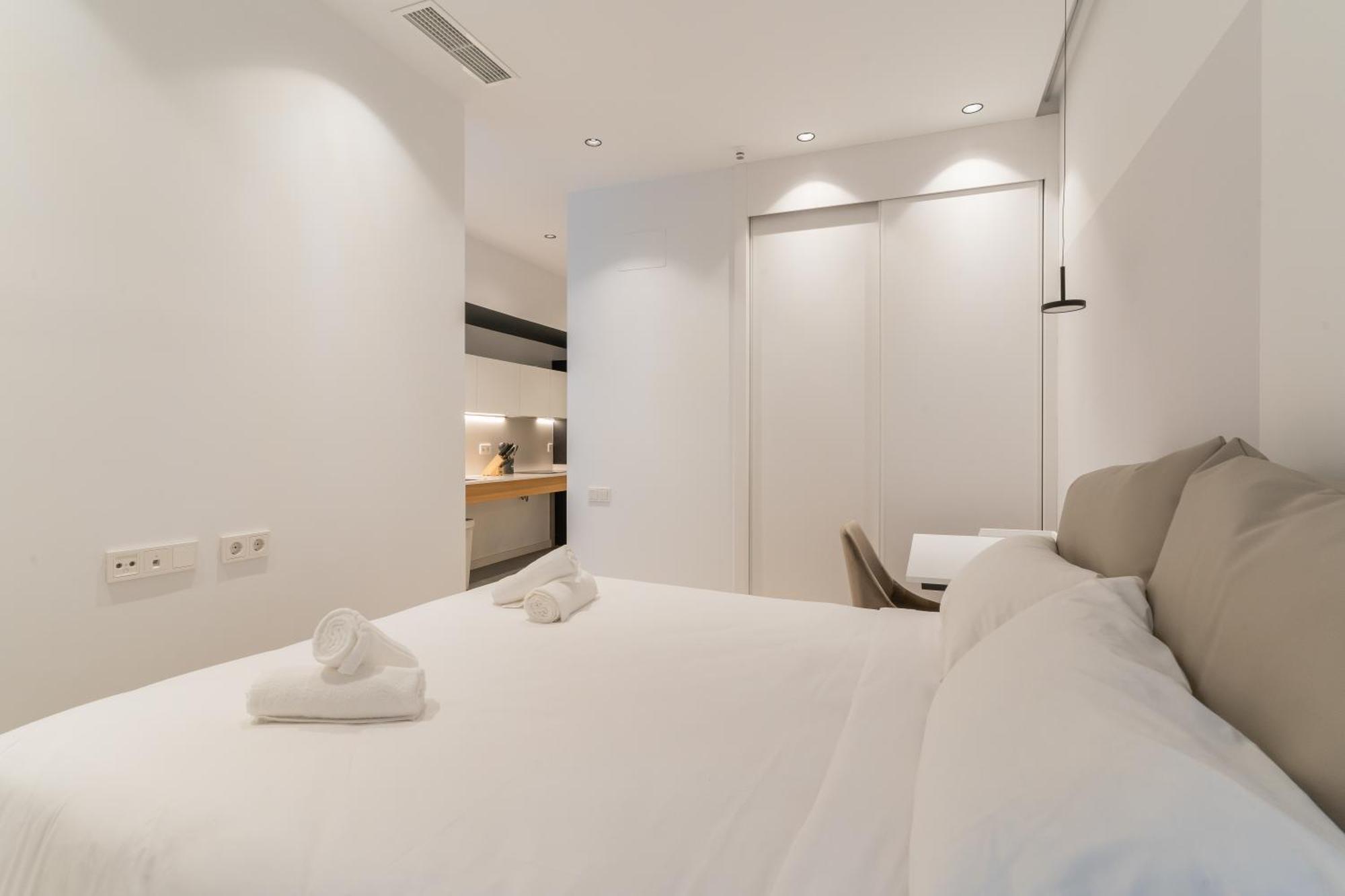 Canillas Apartments